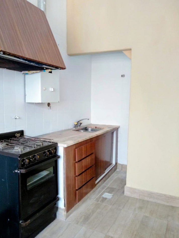 PH 4 amb, con patio y terraza