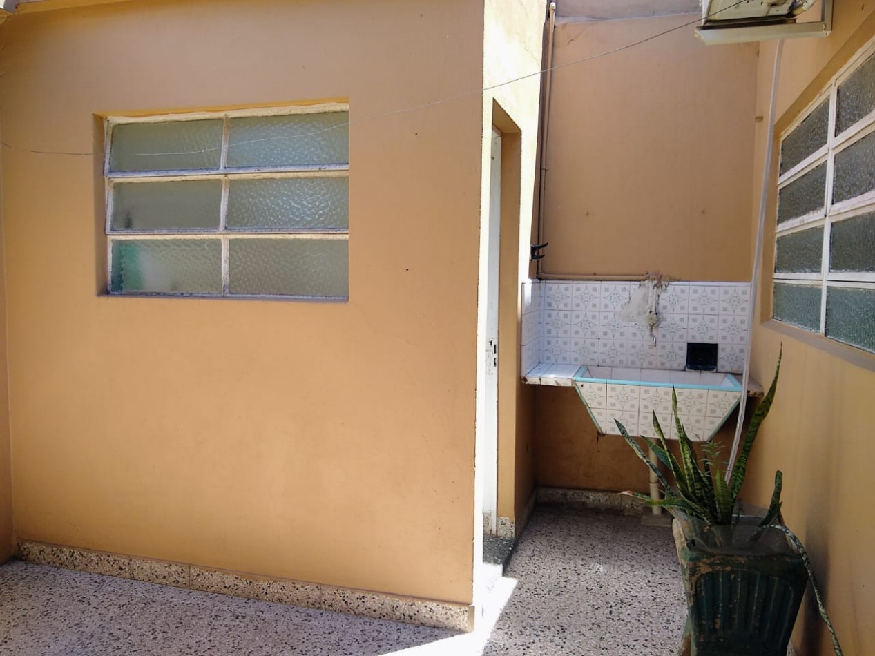 PH 4 amb, con patio y terraza