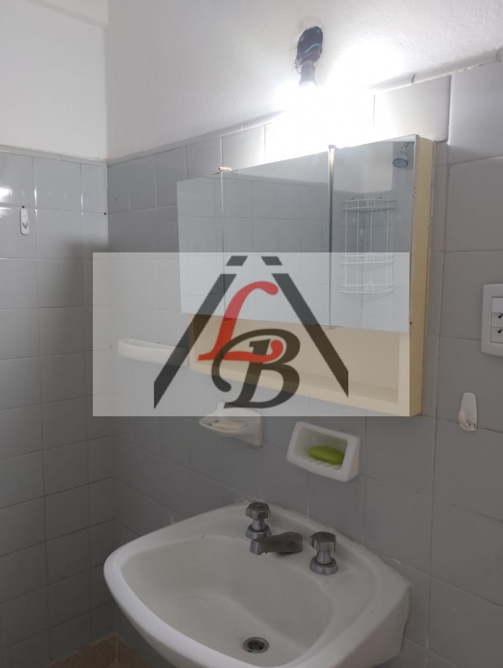 Dto. 2 amb, centrico. Apto profesional