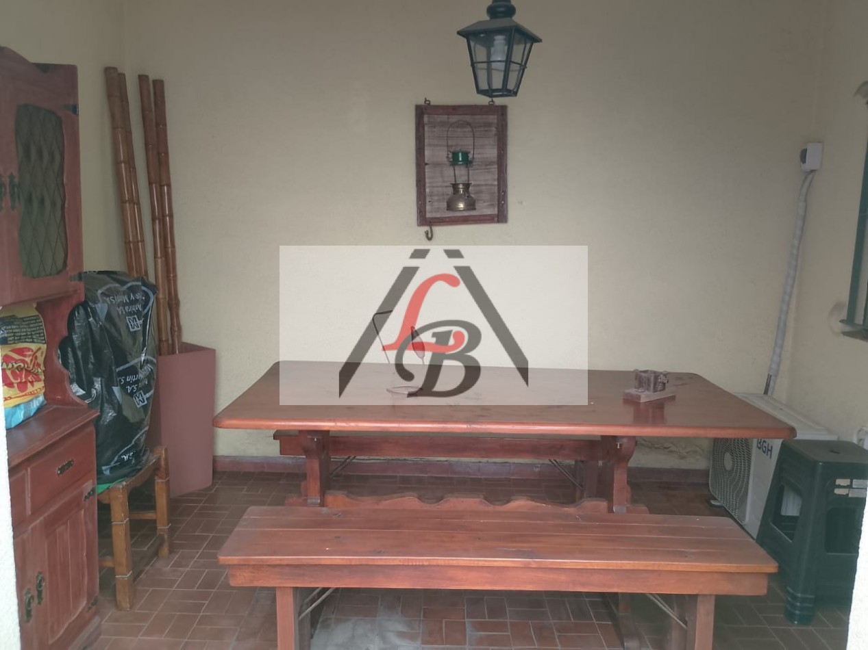 Casa de 3 amb. 