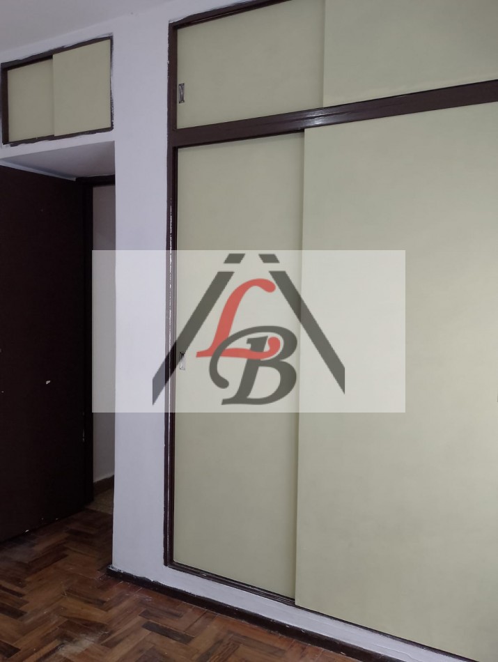 Dto. centrico de 2 amb. Apto profesional
